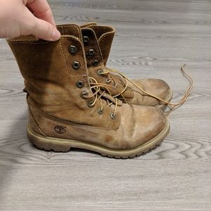 Timberland tan suede boots
